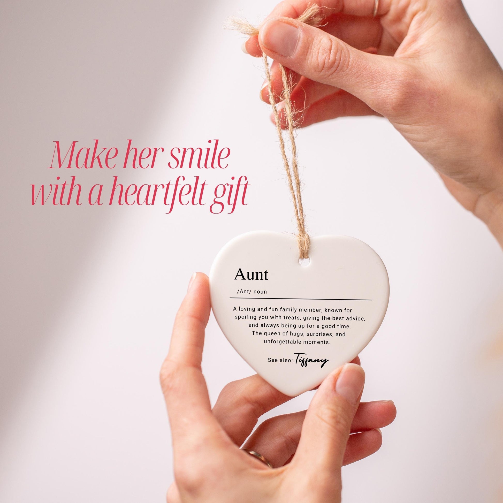Personalized Aunt Keepsake Ornament, Custom Ceramic Ornament with Name, Christmas Gift Idea for Auntie, Birthday Sentimental Gift for Aunt